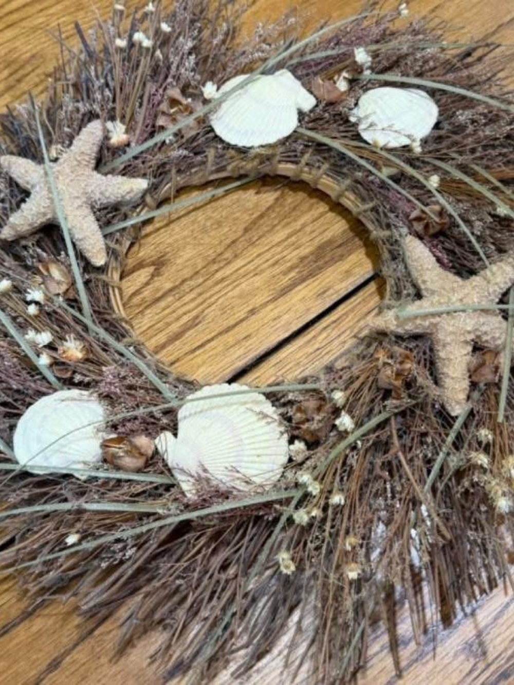 Handmade Coastal Shell & Starfish Wreath. 10” GUC